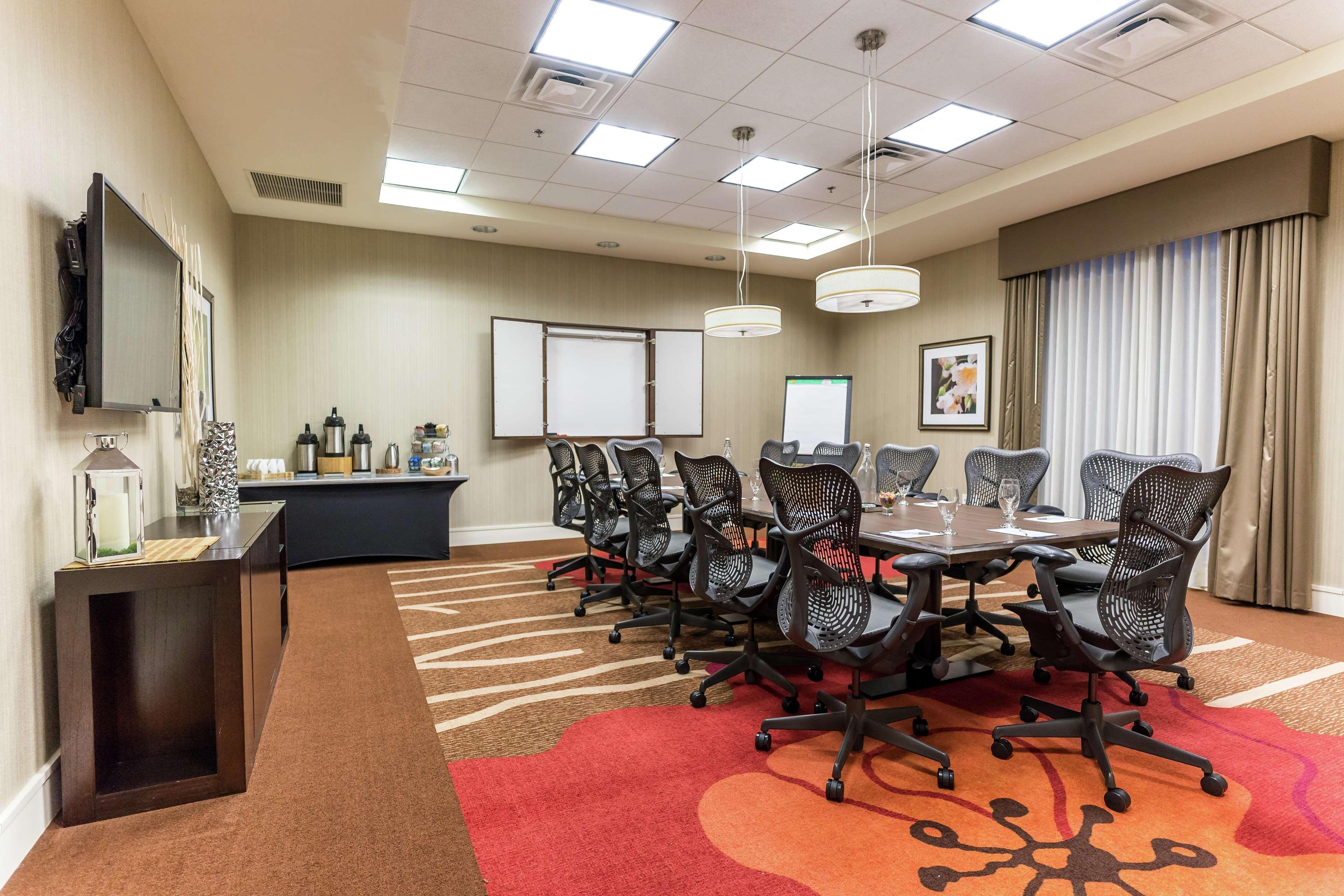 Hilton Garden Inn Exton-West Chester Ngoại thất bức ảnh