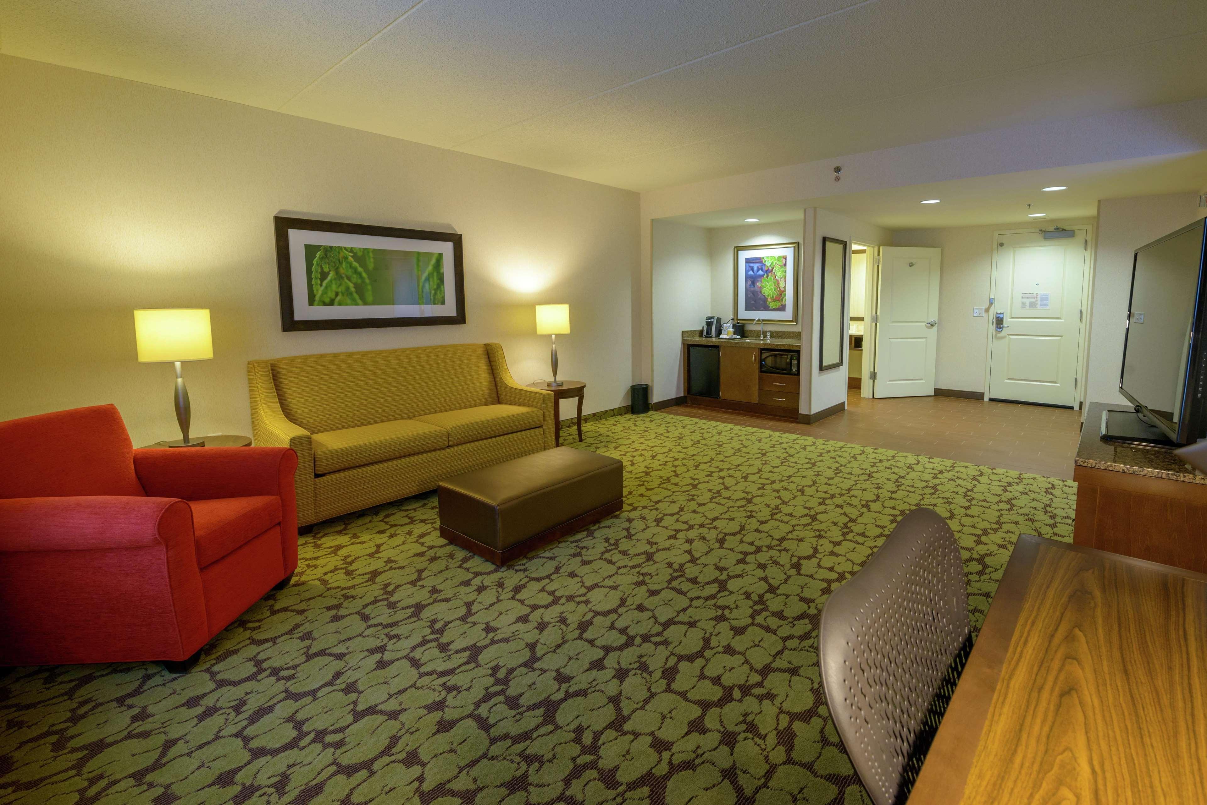 Hilton Garden Inn Exton-West Chester Ngoại thất bức ảnh