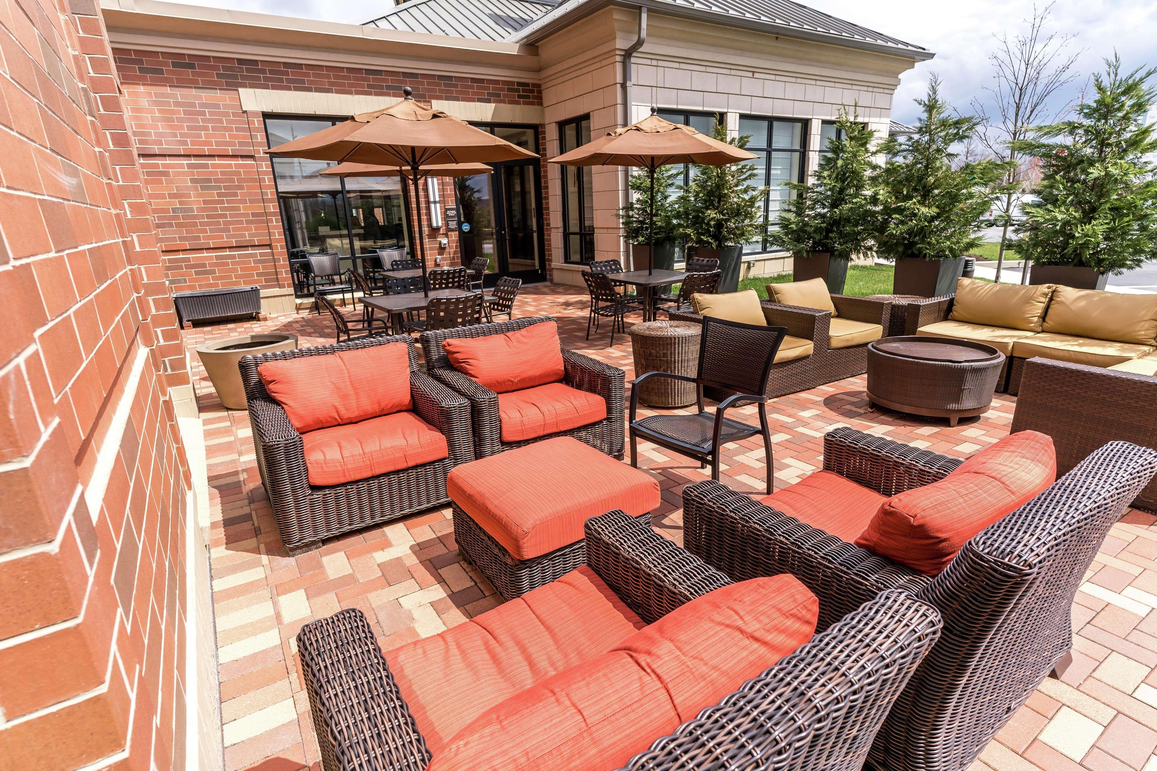 Hilton Garden Inn Exton-West Chester Ngoại thất bức ảnh